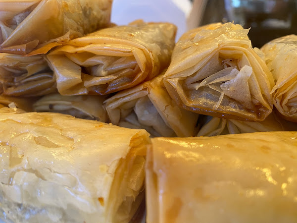 fresh spanakopita 🇬🇷